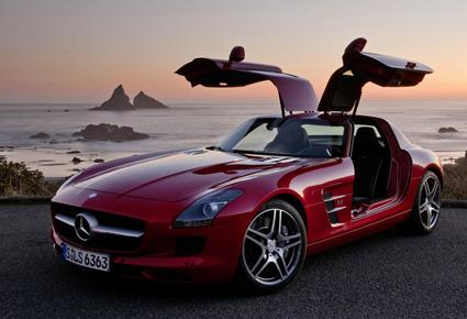 "Mercedes Benz SLS AMG 2011" تجسيدا للتكنولوجيا العالية